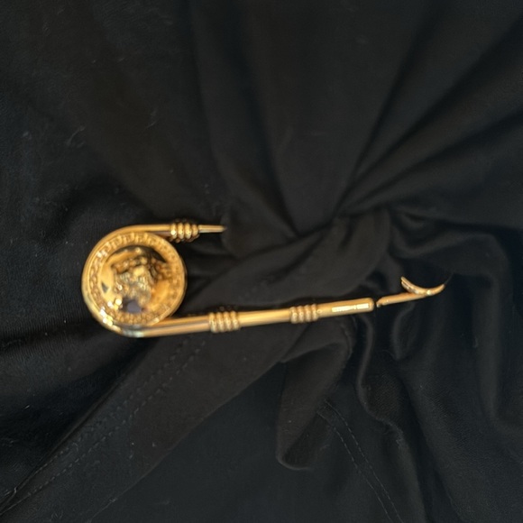 Auth Versace Black T-Shirt - Picture 3 of 8